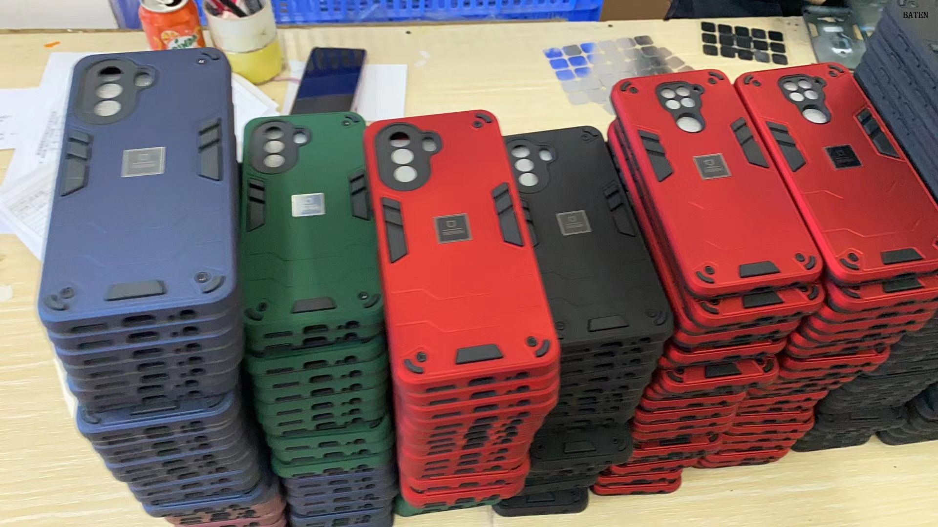 Capa de telefone robô 2